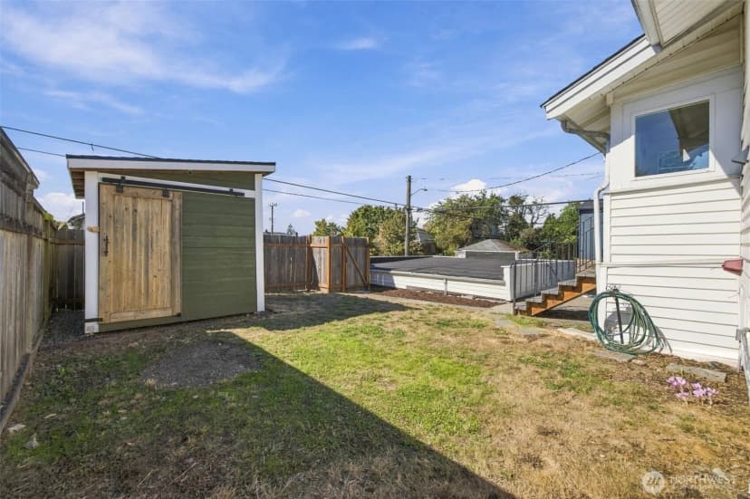 Property photo for 3301 17th Avenue S, Seattle photo 30