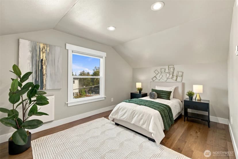 Property photo for 3301 17th Avenue S, Seattle photo 17