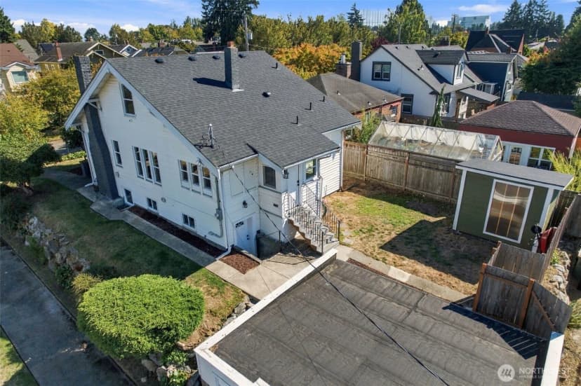 Property photo for 3301 17th Avenue S, Seattle photo 34