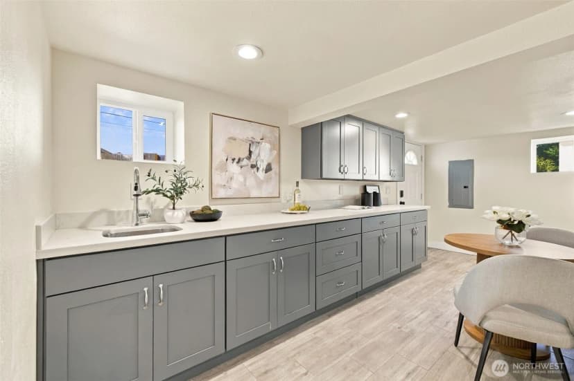 Property photo for 3301 17th Avenue S, Seattle photo 20