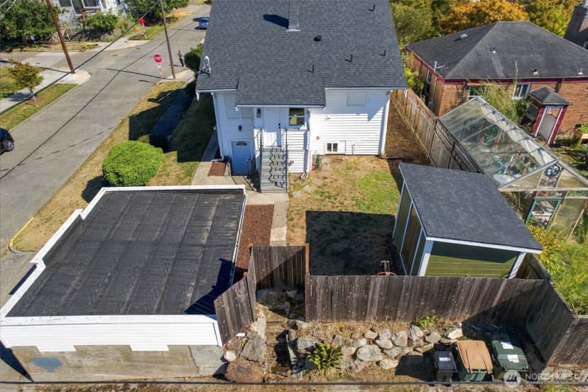 Property photo for 3301 17th Avenue S, Seattle photo 33