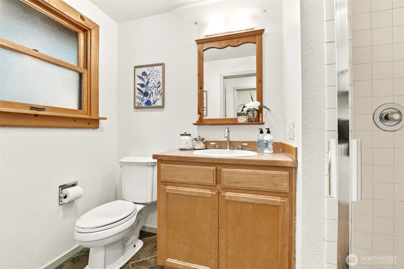 Property photo for 28415 181st Avenue Se, Kent photo 19