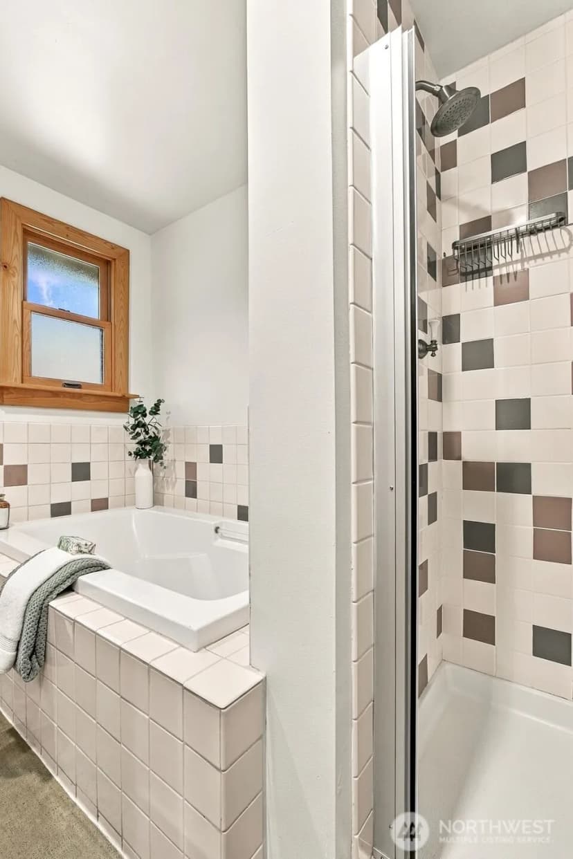 Property photo for 28415 181st Avenue Se, Kent photo 21