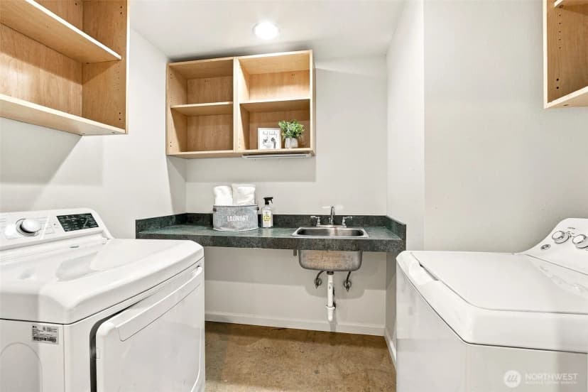 Property photo for 28415 181st Avenue Se, Kent photo 14