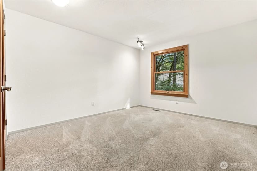 Property photo for 28415 181st Avenue Se, Kent photo 23