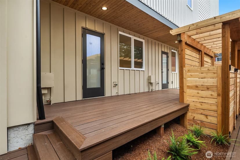 Property photo for 805 Ne 71st Street, Seattle photo 28