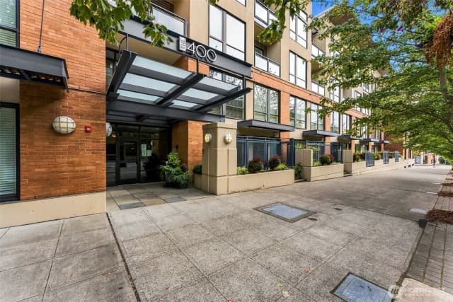 Property photo for 400 Washington Avenue #303, Bremerton photo 4