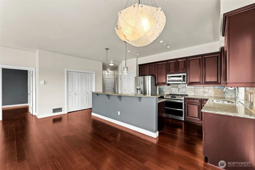 Property photo for 400 Washington Avenue #303, Bremerton photo 16