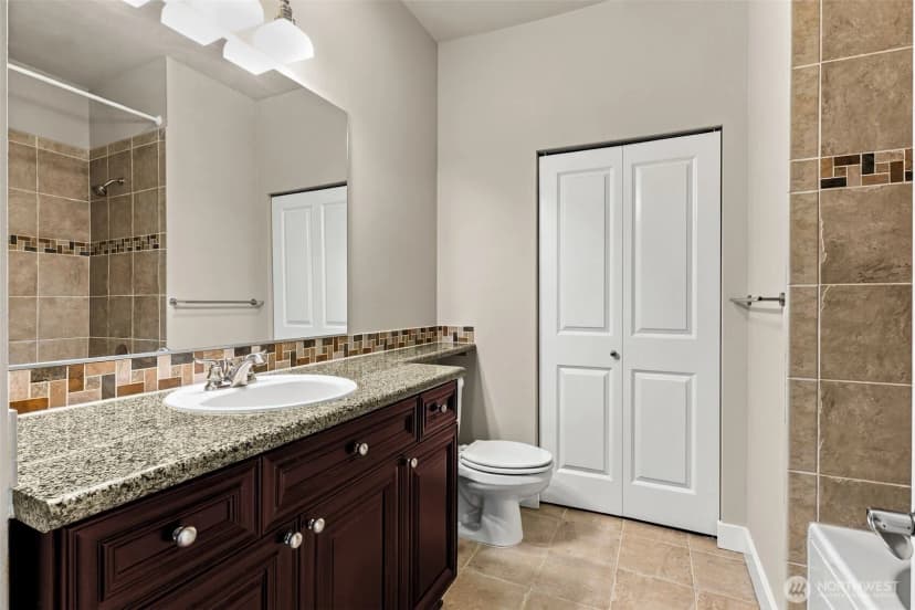 Property photo for 400 Washington Avenue #303, Bremerton photo 7