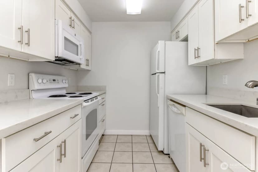 Property photo for 4812 S 187th Place #b203, Sea Tac photo 9