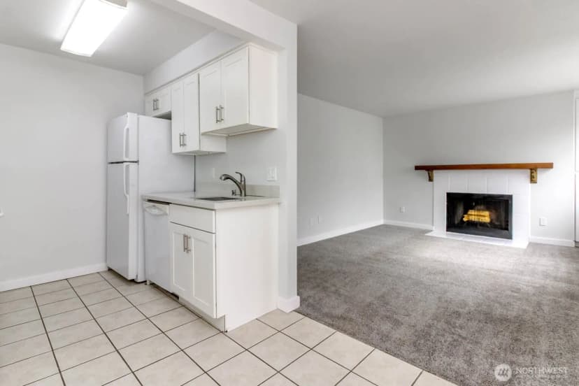 Property photo for 4812 S 187th Place #b203, Sea Tac photo 5