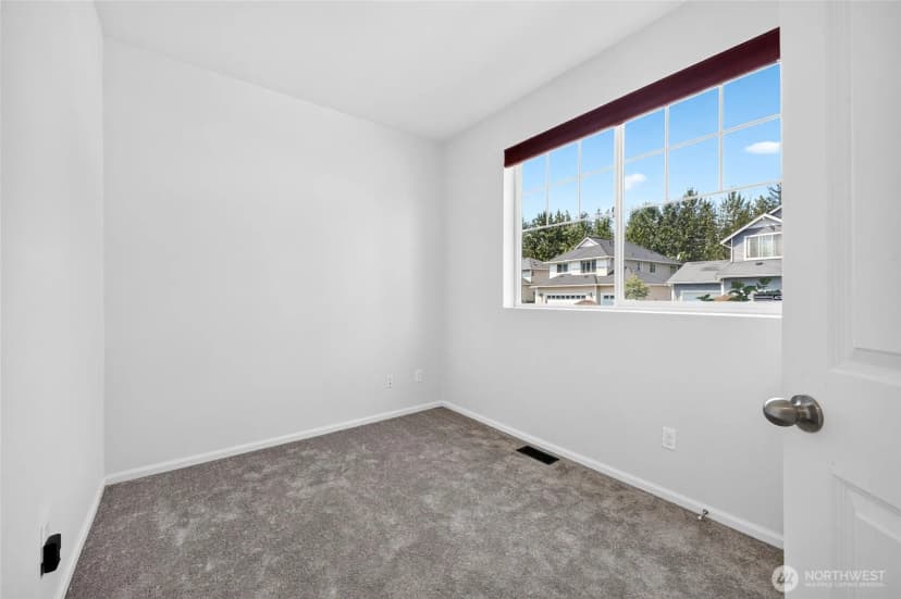 Property photo for 6618 Charlotte Avenue Se, Auburn photo 10