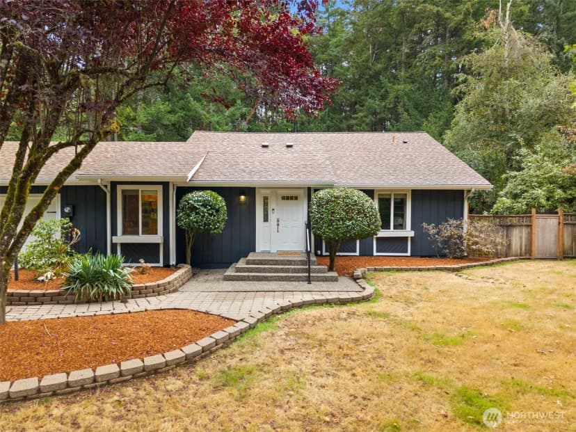 Property photo for 14323 51st Avenue Nw, Gig Harbor photo 3