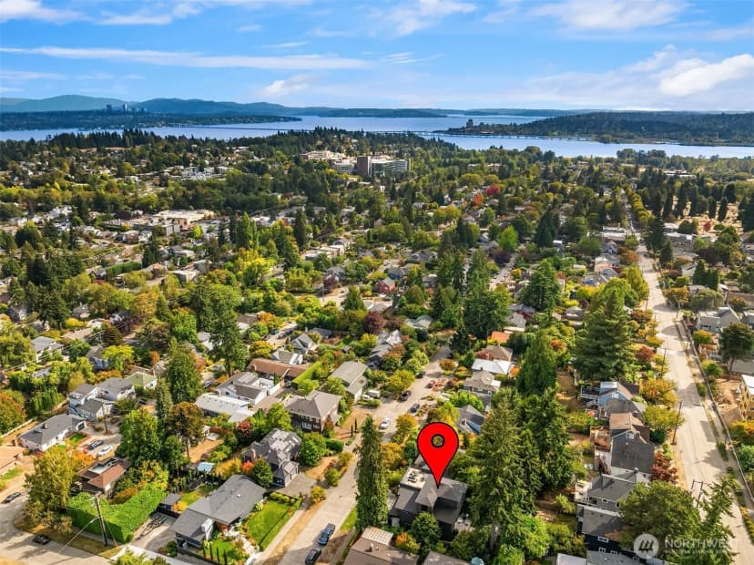 Property photo for 5751 36th Avenue Ne, Seattle photo 39
