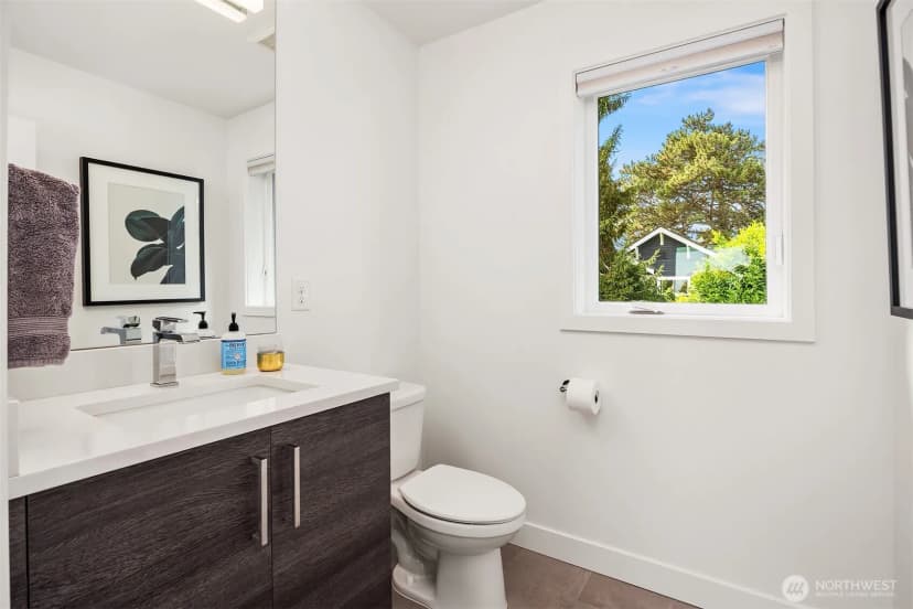 Property photo for 5751 36th Avenue Ne, Seattle photo 36