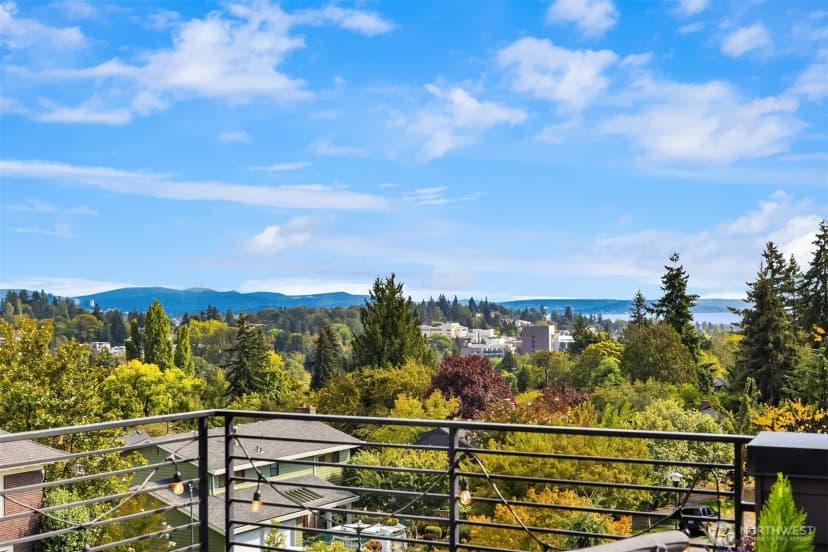 Property photo for 5751 36th Avenue Ne, Seattle photo 34
