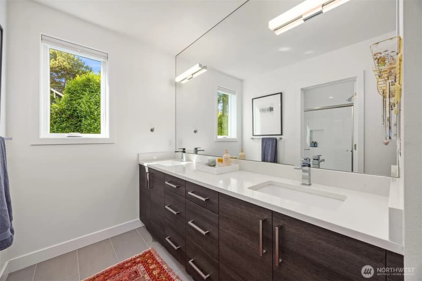 Property photo for 5751 36th Avenue Ne, Seattle photo 29
