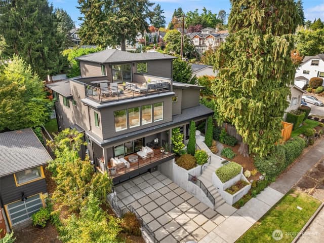 Property photo for 5751 36th Avenue Ne, Seattle