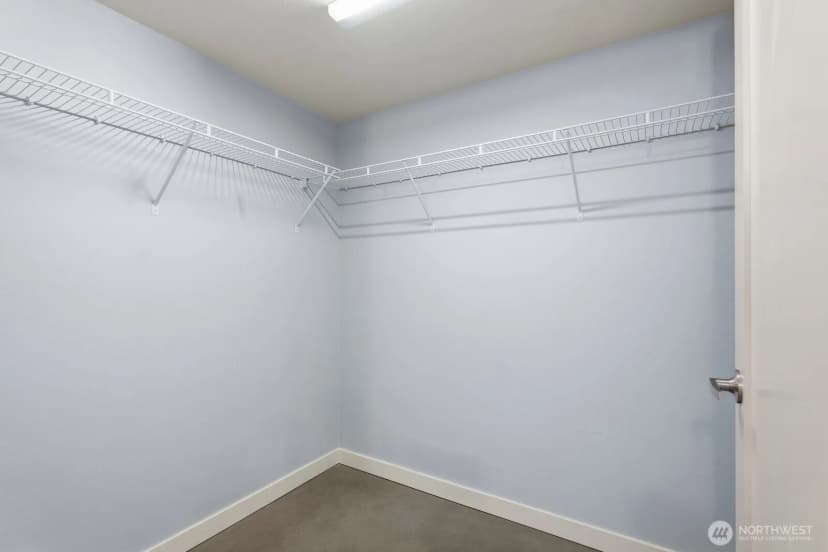 Property photo for 3104 Western Avenue #104, Seattle photo 12