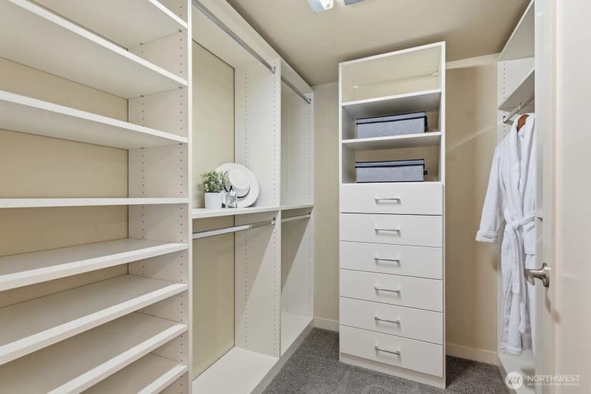 Property photo for 3104 Western Avenue #104, Seattle photo 18