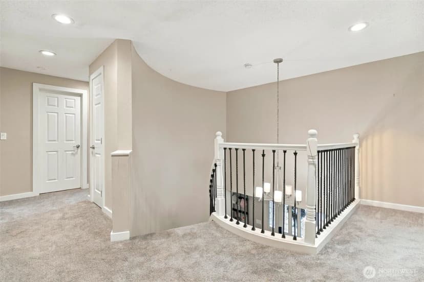 Property photo for 17102 146th Avenue Se, Renton photo 12