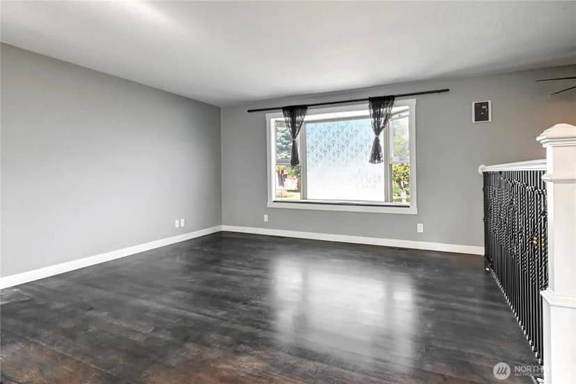 Property photo for 6108 88th Street Ne, Marysville photo 4