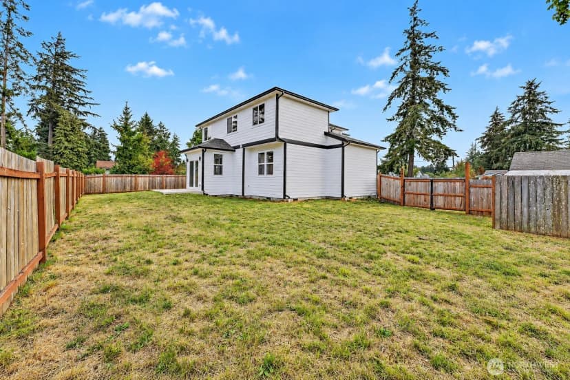 Property photo for 903 138th Street E, Tacoma photo 32