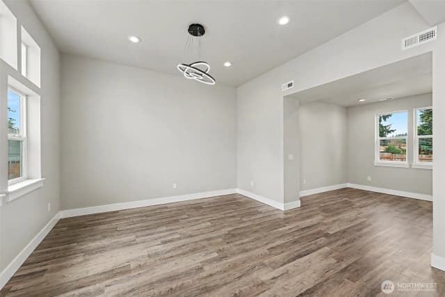 Property photo for 903 138th Street E, Tacoma photo 4