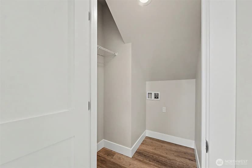 Property photo for 903 138th Street E, Tacoma photo 16