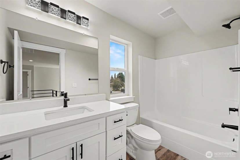 Property photo for 903 138th Street E, Tacoma photo 27