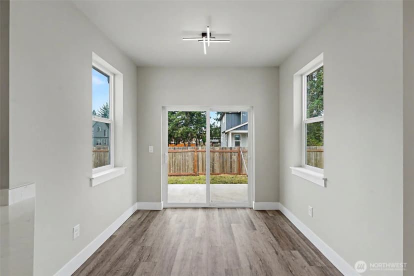 Property photo for 903 138th Street E, Tacoma photo 14