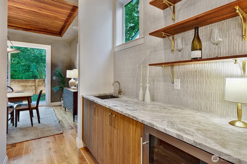 Property photo for 2010 Mcgilvra Boulevard E, Seattle photo 14