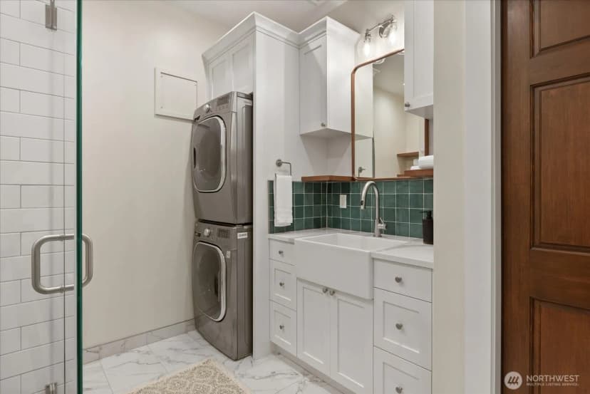 Property photo for 2337 N 61st Street, Seattle photo 31