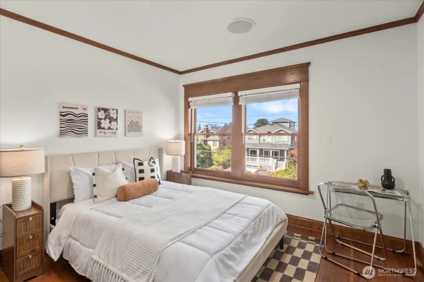 Property photo for 2337 N 61st Street, Seattle photo 13