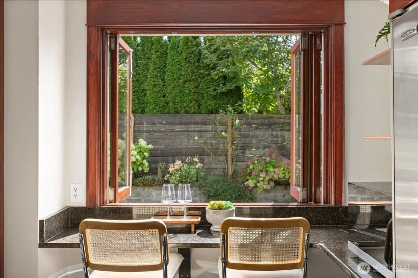 Property photo for 2337 N 61st Street, Seattle photo 12