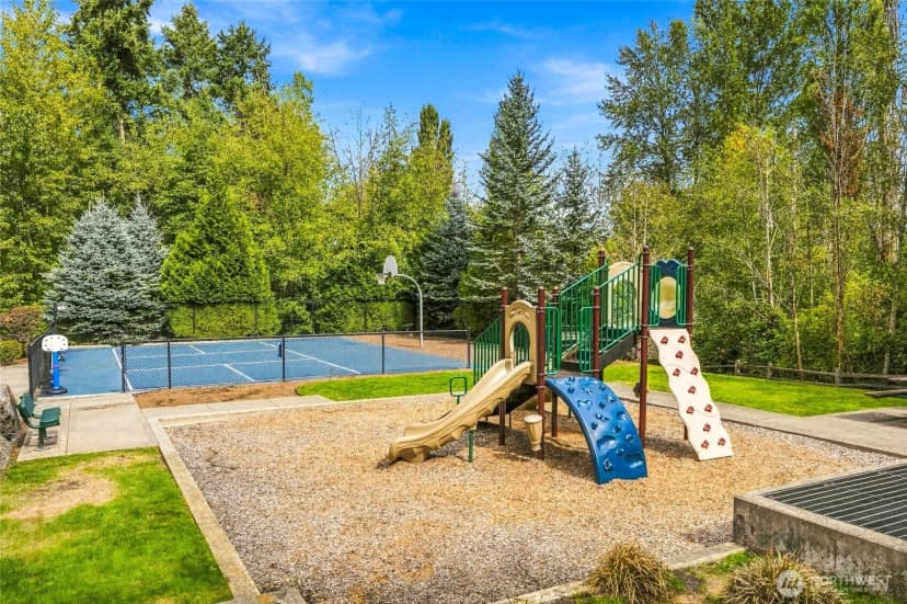Property photo for 11321 178th Place Ne, Redmond photo 29