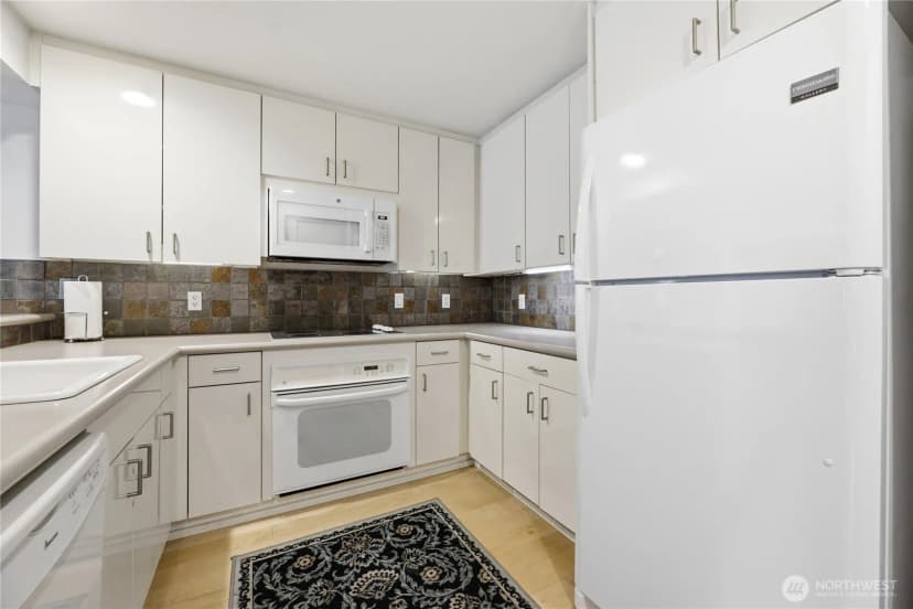 Property photo for 1 Broadway #202, Tacoma photo 8