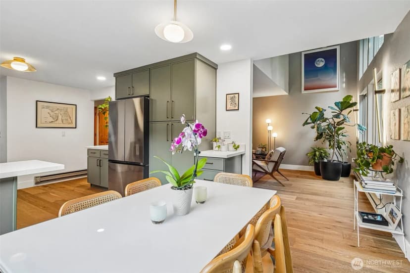 Property photo for 811 Ne 57th Street, Seattle photo 10