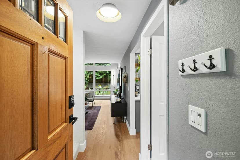 Property photo for 811 Ne 57th Street, Seattle photo 5