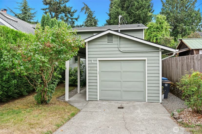 Property photo for 811 Ne 57th Street, Seattle