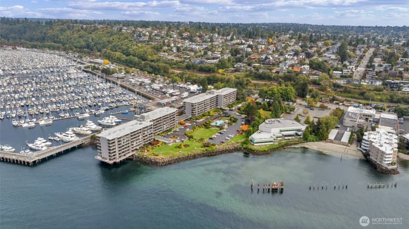 Property photo for 6533 Seaview Avenue Nw #710a, Seattle photo 32