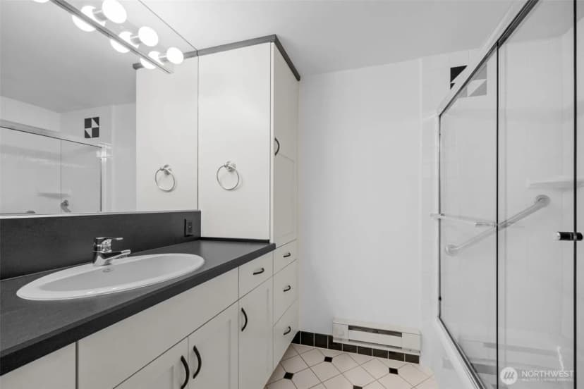 Property photo for 6533 Seaview Avenue Nw #710a, Seattle photo 13
