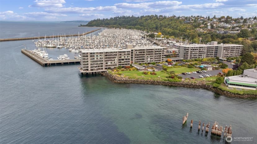 Property photo for 6533 Seaview Avenue Nw #710a, Seattle photo 30
