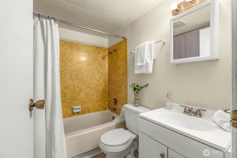 Property photo for 423 75th Street Se #a7, Everett photo 20