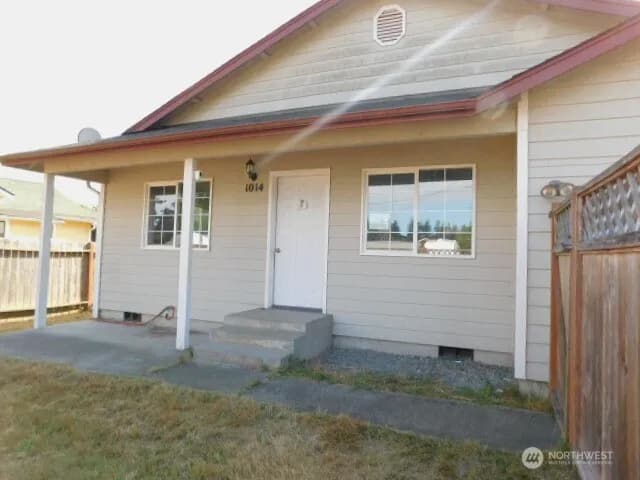 Property photo for 1014 W Spruce Street, Port Angeles photo 2