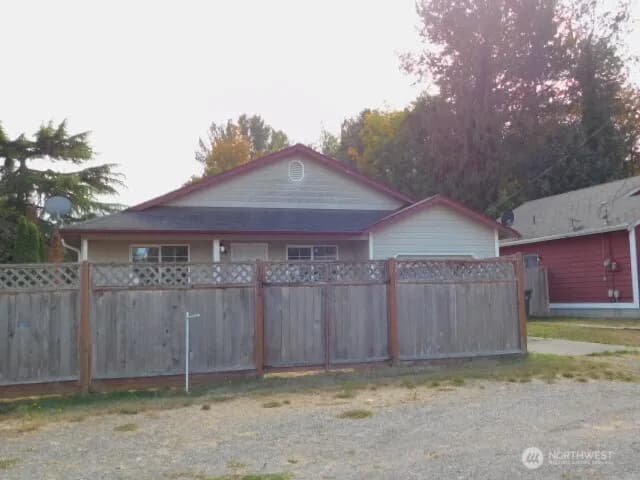 Property photo for 1014 W Spruce Street, Port Angeles photo 29