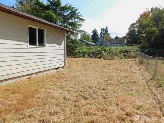 Property photo for 1014 W Spruce Street, Port Angeles photo 23