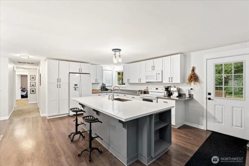 Property photo for 4002 55th Street Ct Nw, Gig Harbor photo 10