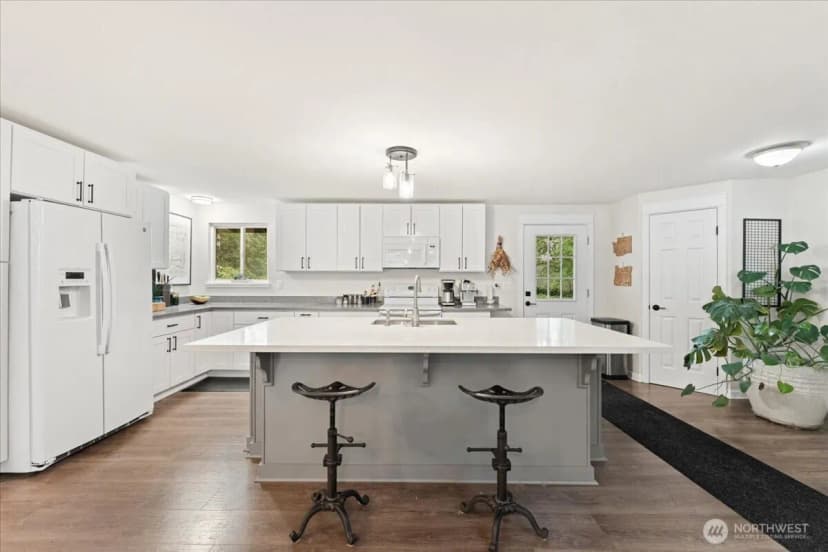 Property photo for 4002 55th Street Ct Nw, Gig Harbor photo 4