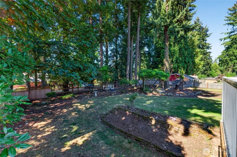 Property photo for 12212 47th Avenue E, Tacoma photo 24